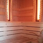 Noemi Wellness Apartamento