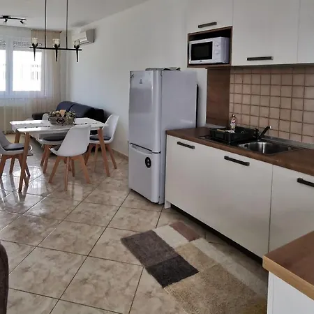 纳奥米健康公寓 *