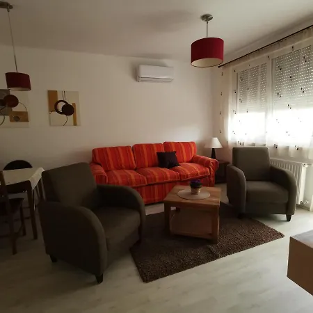 Апартаменты Noemi Wellness *