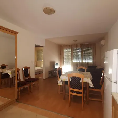 纳奥米健康公寓 公寓