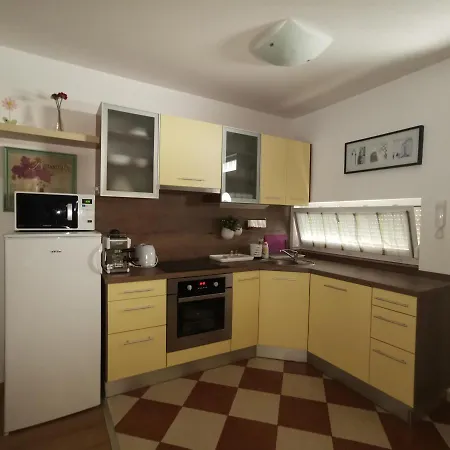 公寓 纳奥米健康公寓