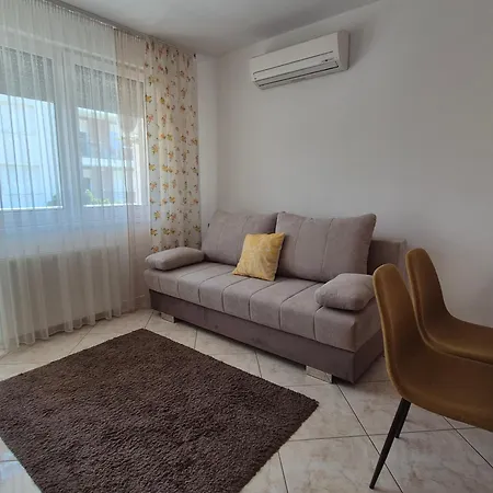 Noemi Wellness * שיופוק